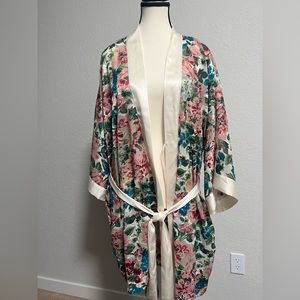Gold label Victoria’s Secret Robe
